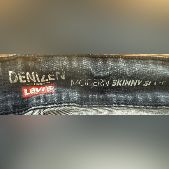 Women’s Denizen From Levi’s Blue Denim Shorts, Bermuda style - Picture 6 of 6